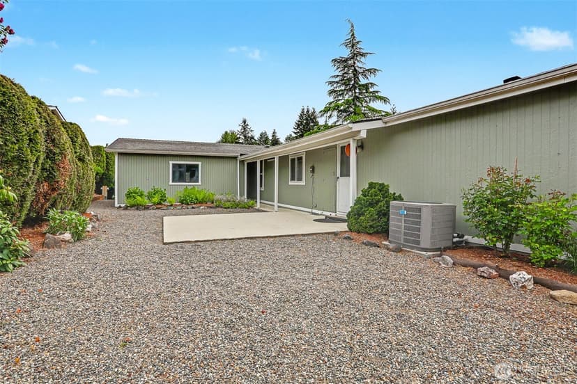 Property photo for 905 243rd Street SW, Bothell photo 34