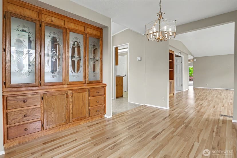 Property photo for 905 243rd Street SW, Bothell photo 15