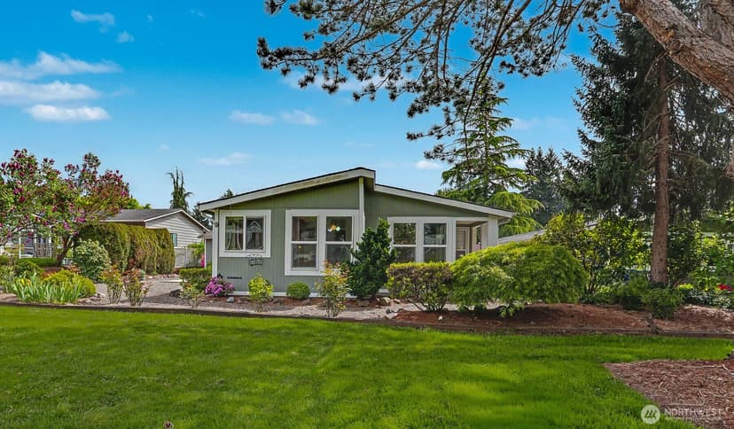 Property photo for 905 243rd Street SW, Bothell