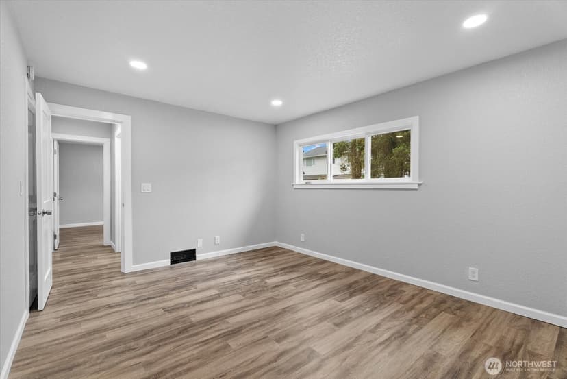 Property photo for 6119 209th Street NE, Arlington photo 8