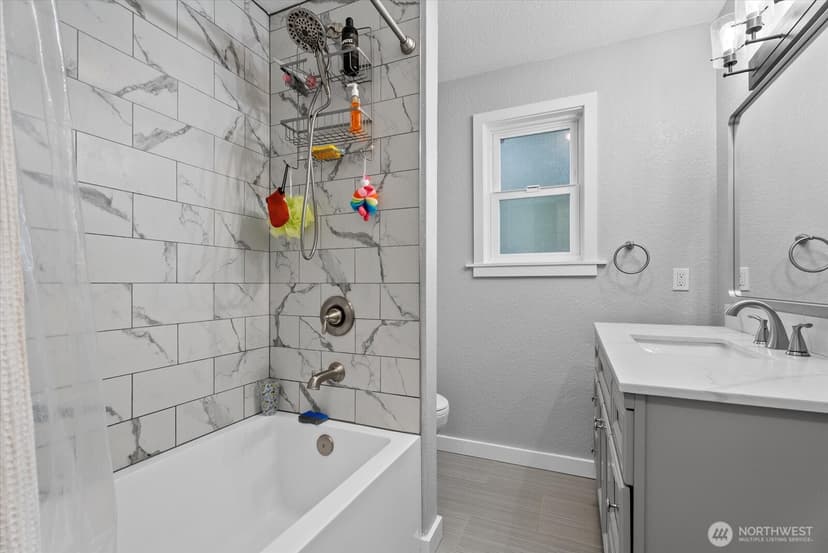 Property photo for 6119 209th Street NE, Arlington photo 9