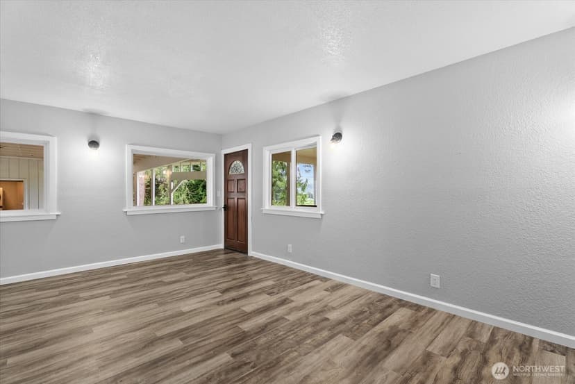 Property photo for 6119 209th Street NE, Arlington photo 22