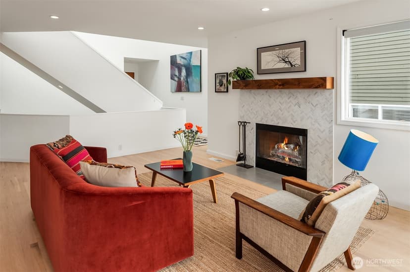 Property photo for 3309 37th Place S, Seattle photo 6