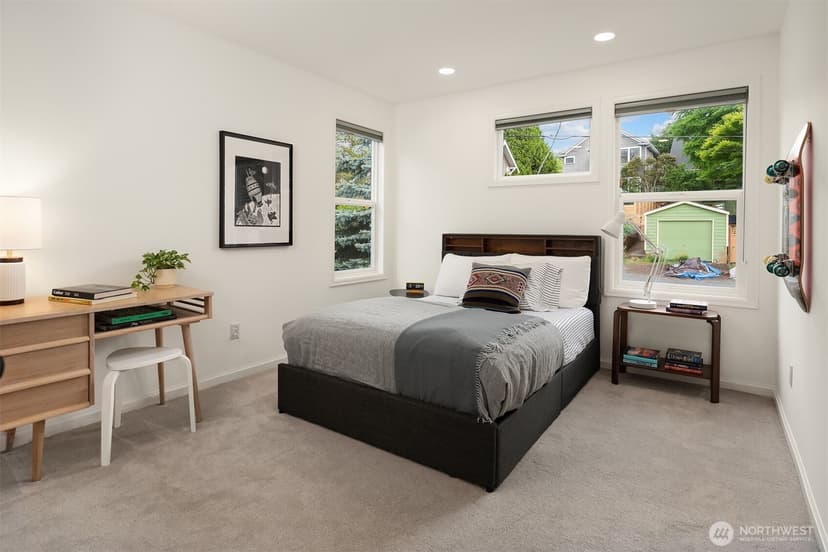 Property photo for 3309 37th Place S, Seattle photo 26