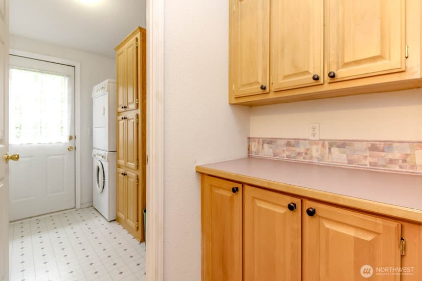 Property photo for 24058 222nd Avenue SE #20, Maple Valley photo 13