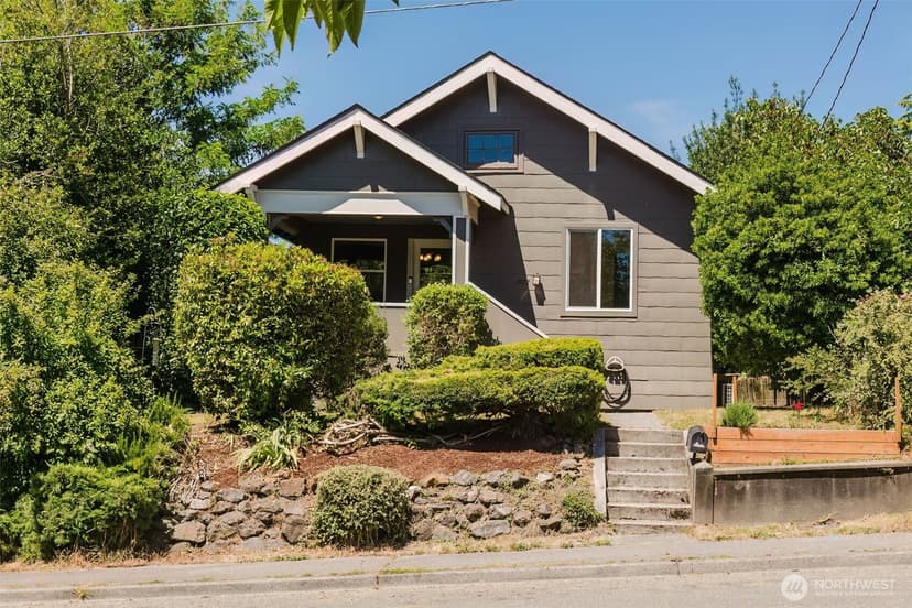 Property photo for 1922 4th Street, Bremerton
