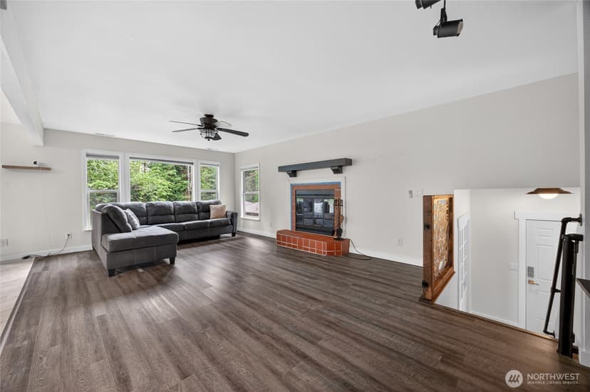 Property photo for 19010 114th Place SE, Snohomish photo 5