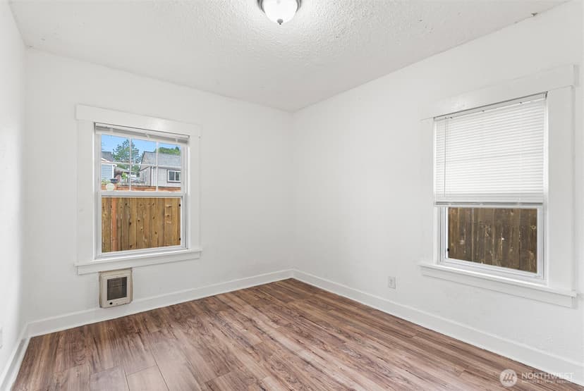 Property photo for 3561 E M Street, Tacoma photo 13
