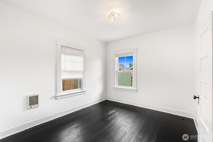 Property photo for 3561 E M Street, Tacoma photo 17