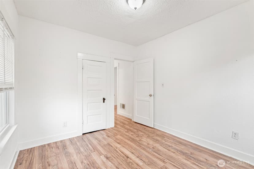 Property photo for 3561 E M Street, Tacoma photo 14