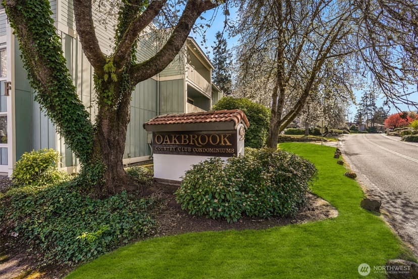 Property photo for 7501 Ruby Drive SW #J103, Lakewood photo 2