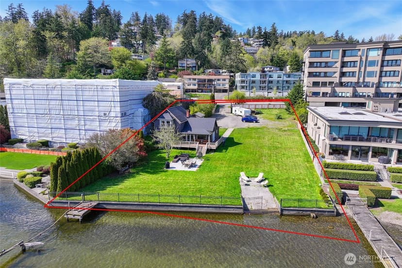 Property photo for 9049 NE Juanita Drive, Kirkland photo 11