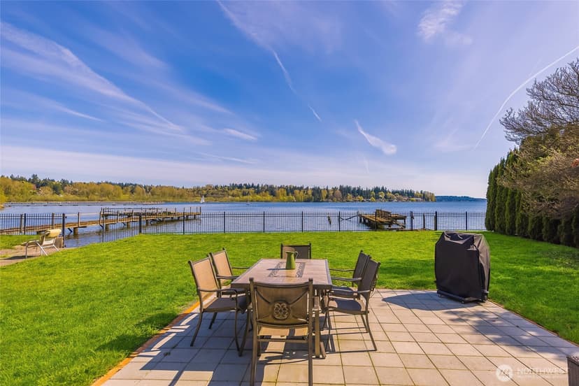 Property photo for 9049 NE Juanita Drive, Kirkland photo 6