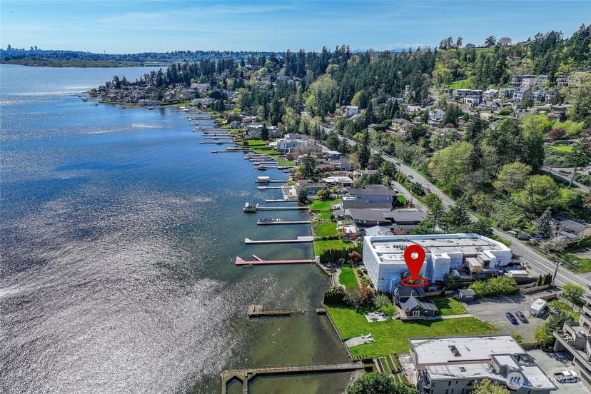 Property photo for 9049 NE Juanita Drive, Kirkland photo 10