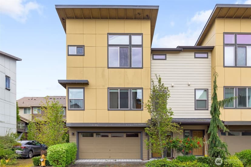 Property photo for 314 Chelan Avenue NE, Renton photo 2