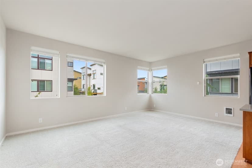 Property photo for 314 Chelan Avenue NE, Renton photo 5