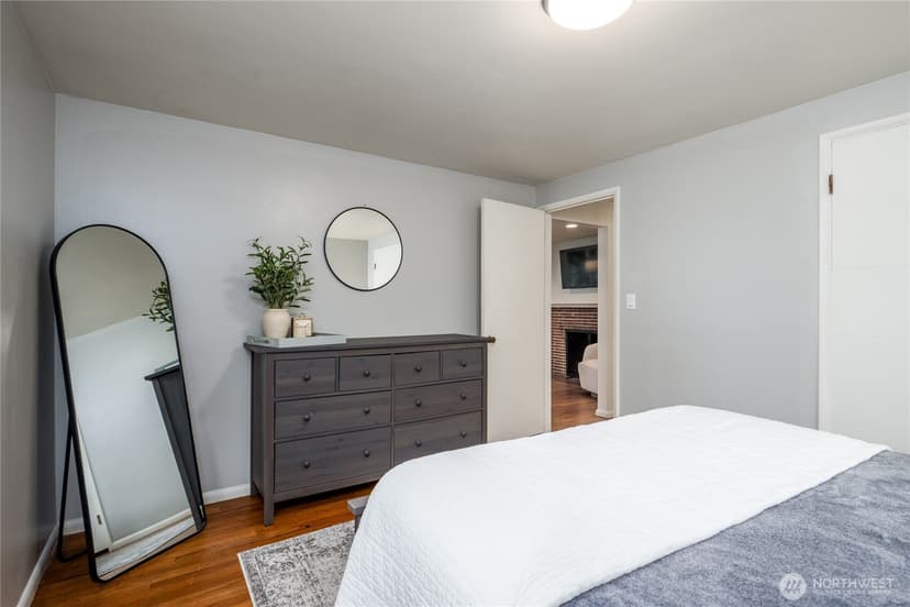 Property photo for 3418 NE 156th Street, Lake Forest Park photo 17