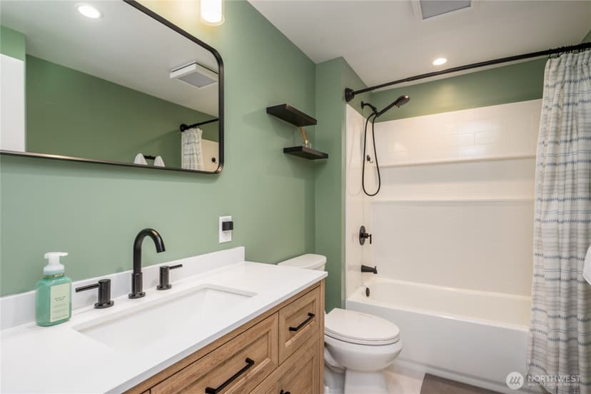 Property photo for 3418 NE 156th Street, Lake Forest Park photo 18