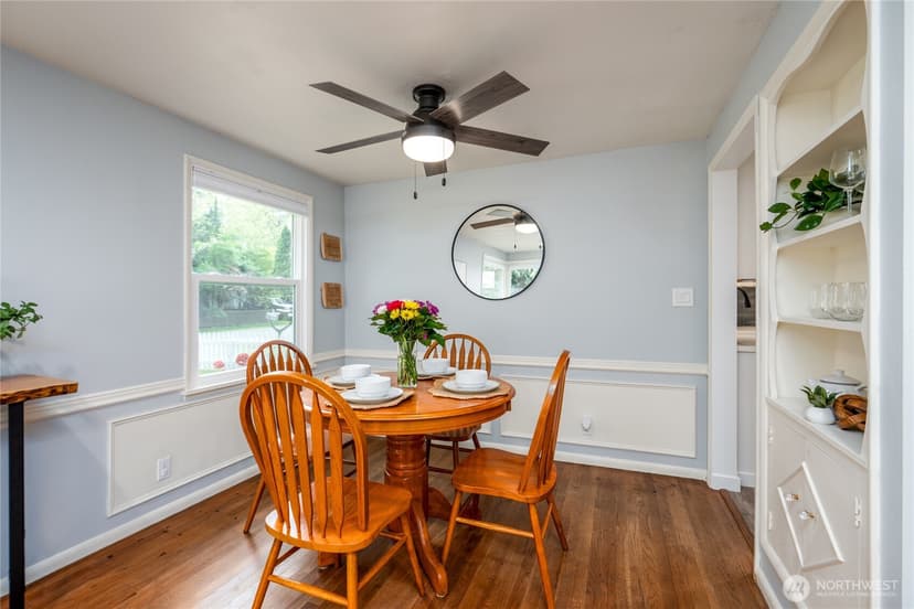 Property photo for 3418 NE 156th Street, Lake Forest Park photo 9