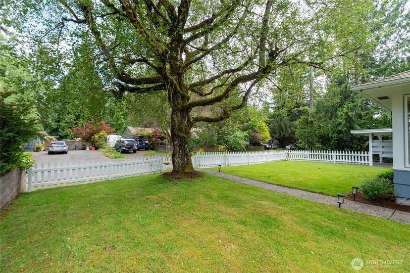 Property photo for 3418 NE 156th Street, Lake Forest Park photo 29
