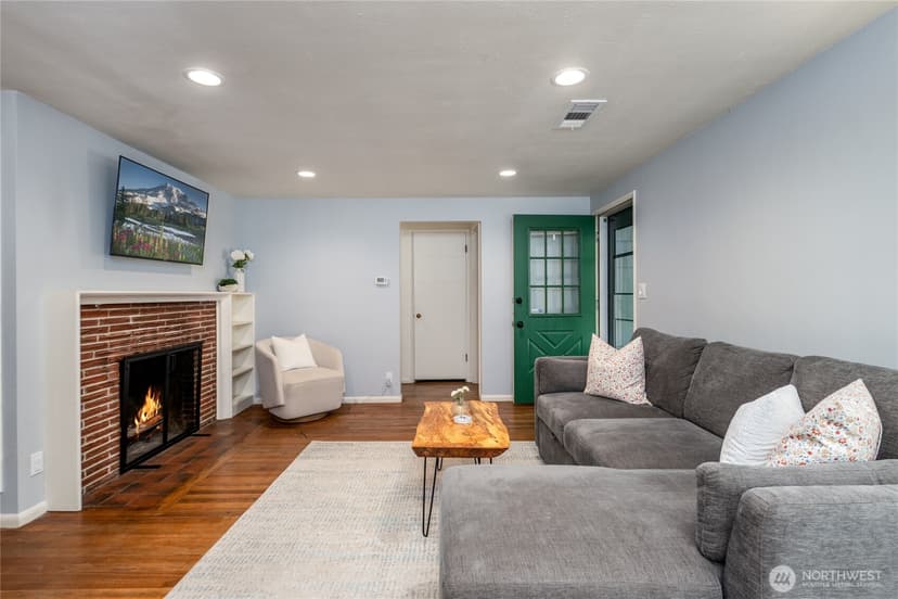 Property photo for 3418 NE 156th Street, Lake Forest Park photo 6