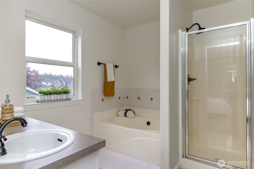 Property photo for 6529 60th Street W, University Place photo 32