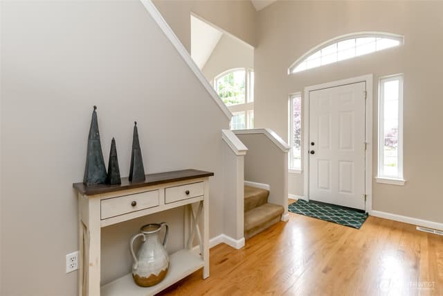 Property photo for 6529 60th Street W, University Place photo 4