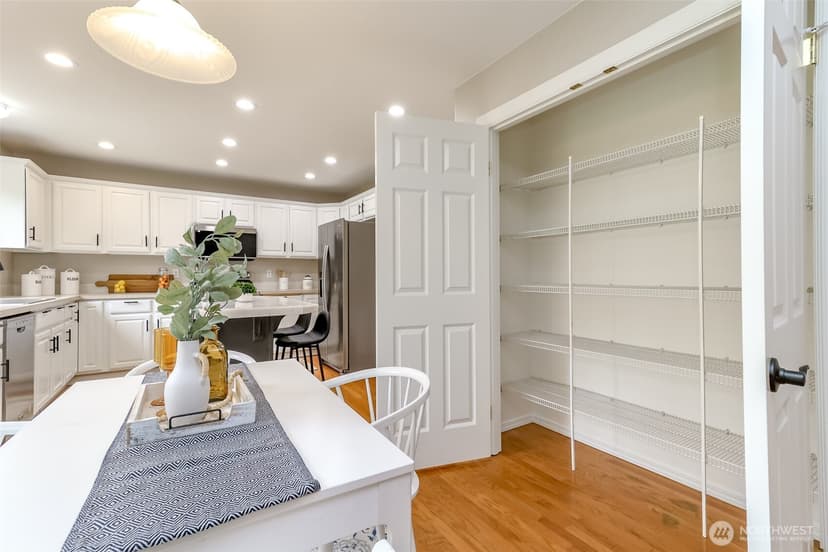 Property photo for 6529 60th Street W, University Place photo 19