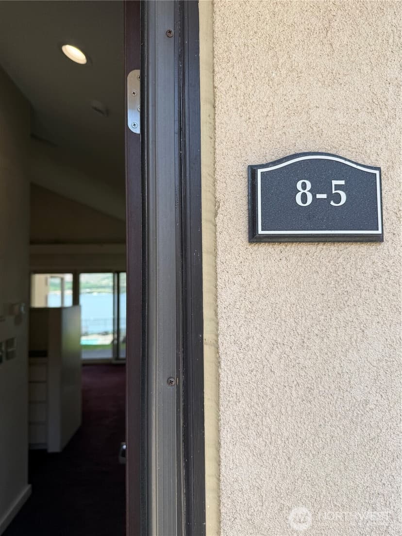 Property photo for 100 Lake Chelan Shores Drive #8-5, Chelan photo 5