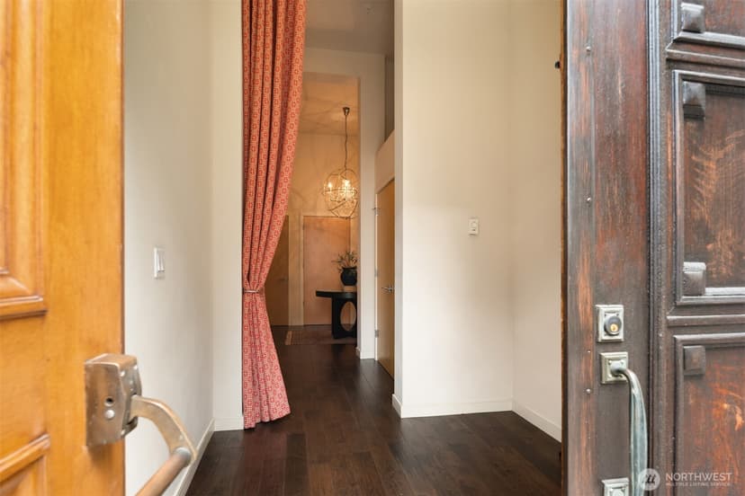 Property photo for 1845 16th Avenue, Seattle photo 33