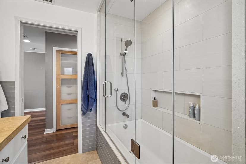 Property photo for 4208 SW Roxbury Street, Seattle photo 17