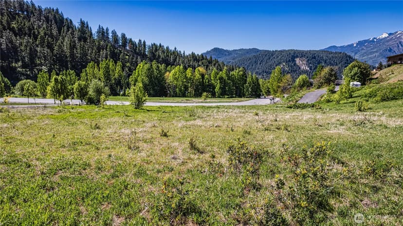 Property photo for 10660 Fox Road, Leavenworth photo 5