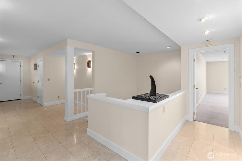 Property photo for 4163 Beach Drive SW #102, Seattle photo 14