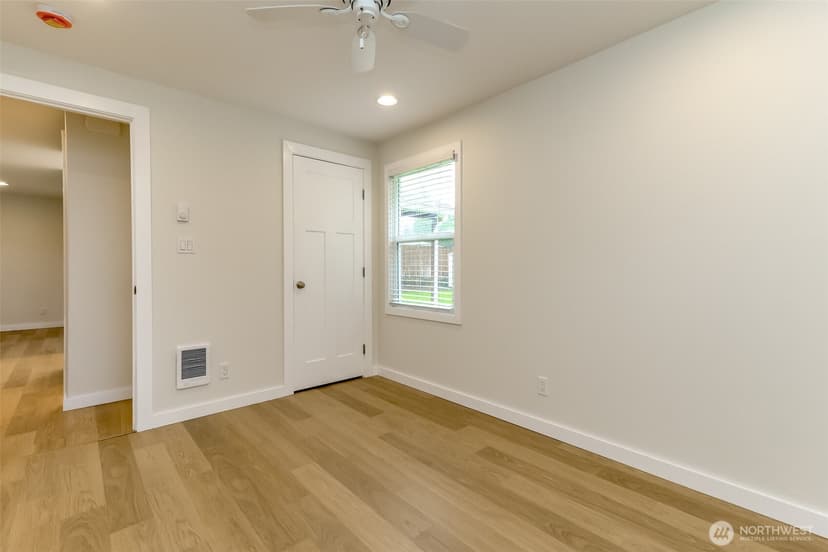 Property photo for 8316 Winona Street SW, Lakewood photo 19