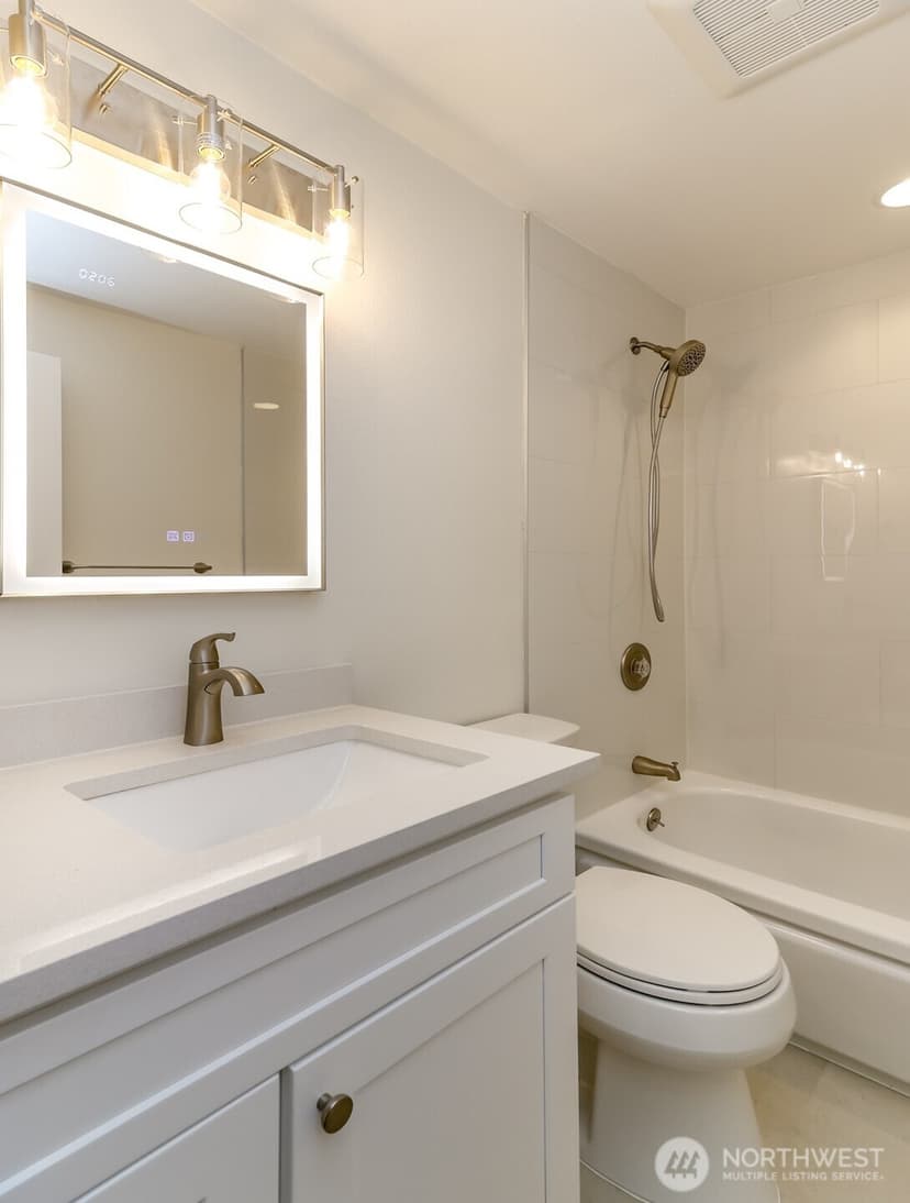 Property photo for 8316 Winona Street SW, Lakewood photo 17