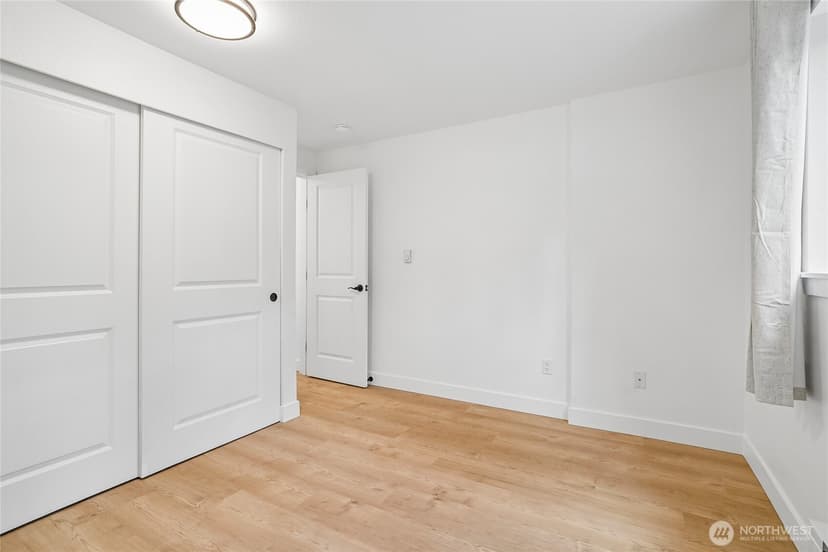 Property photo for 14210 NE 181st Place #M103, Woodinville photo 12