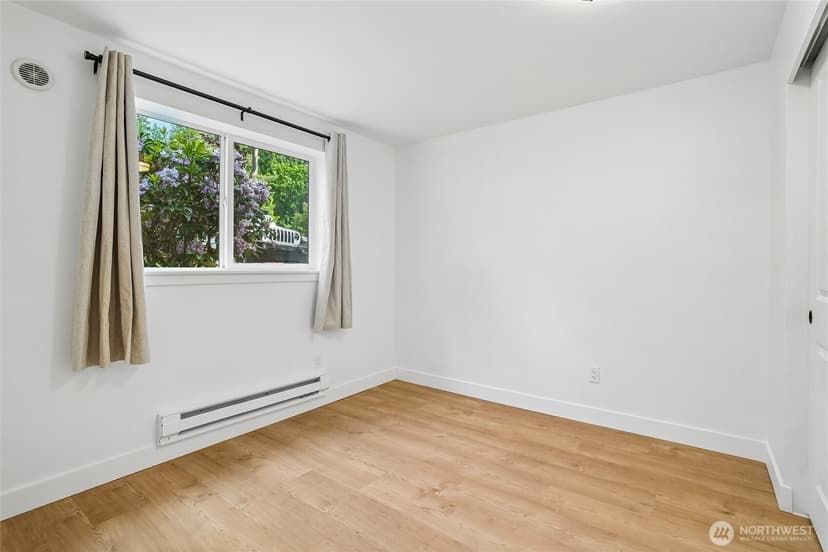 Property photo for 14210 NE 181st Place #M103, Woodinville photo 11