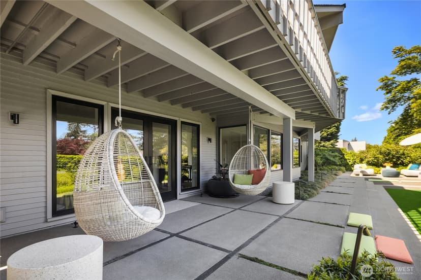 Property photo for 1514 Shenandoah Drive E, Seattle photo 36