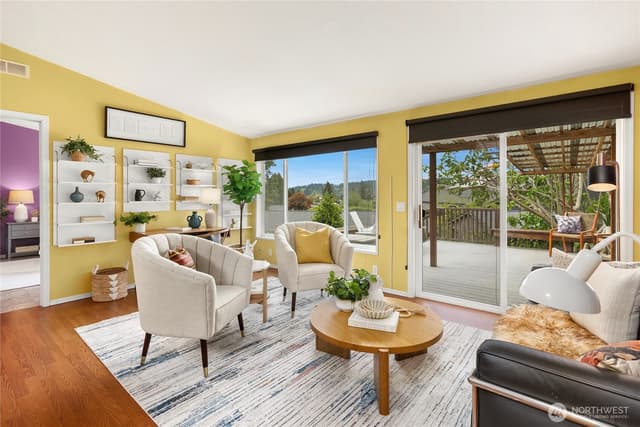 Property photo for 508 Madrona Way NE #50, Bainbridge Island photo 3