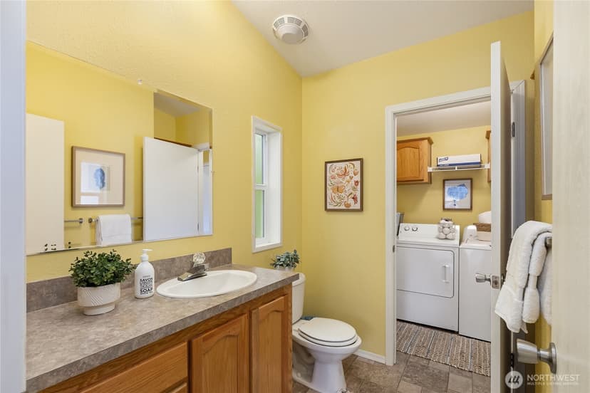 Property photo for 508 Madrona Way NE #50, Bainbridge Island photo 9