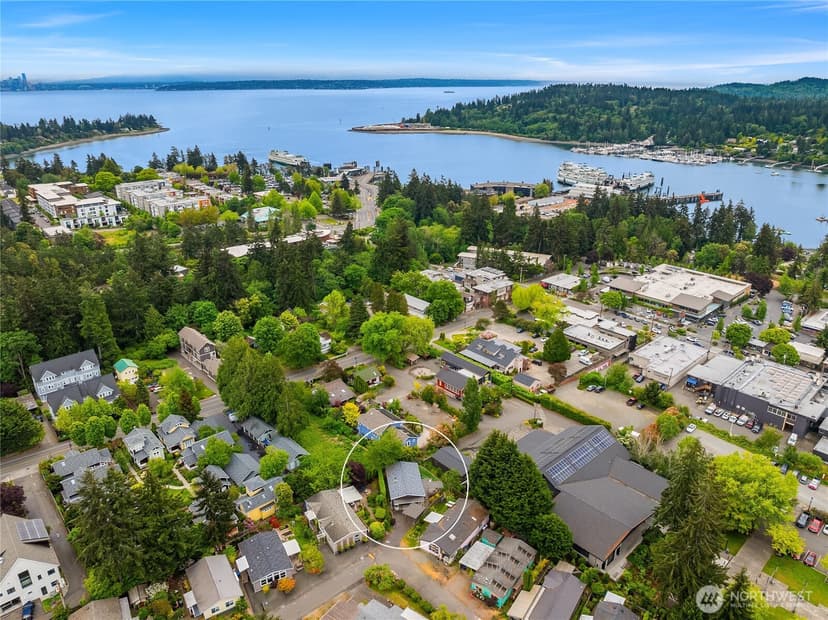 Property photo for 508 Madrona Way NE #50, Bainbridge Island photo 20