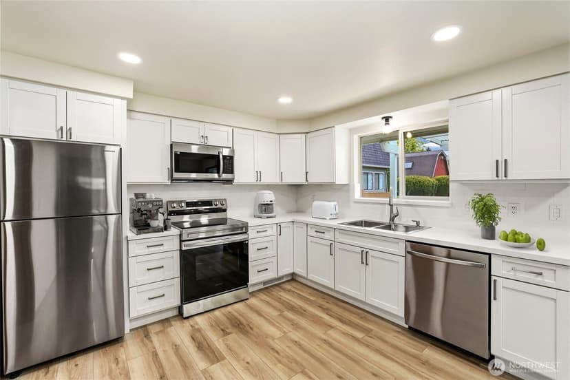Property photo for 314 14th Street SW, Puyallup photo 7