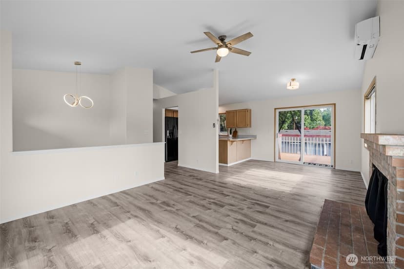 Property photo for 2233 NW Clinton Avenue, Poulsbo photo 4