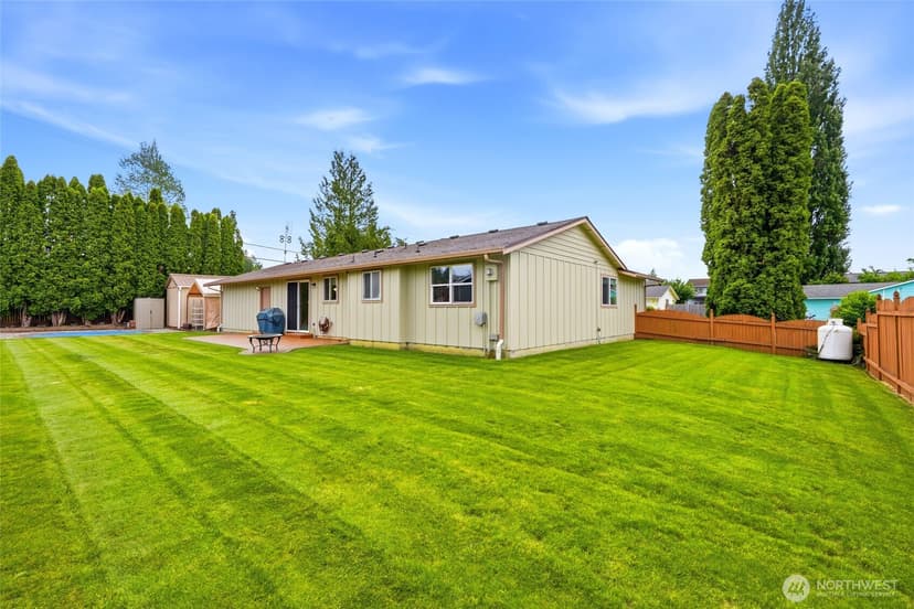 Property photo for 6627 95th Street NE, Marysville photo 22