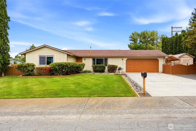 Property photo for 6627 95th Street NE, Marysville
