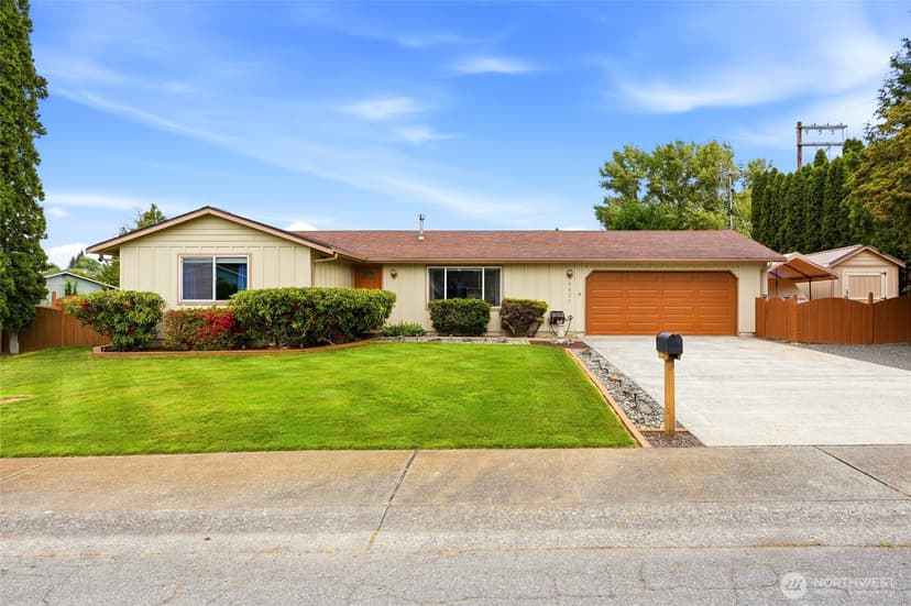 Property photo for 6627 95th Street NE, Marysville