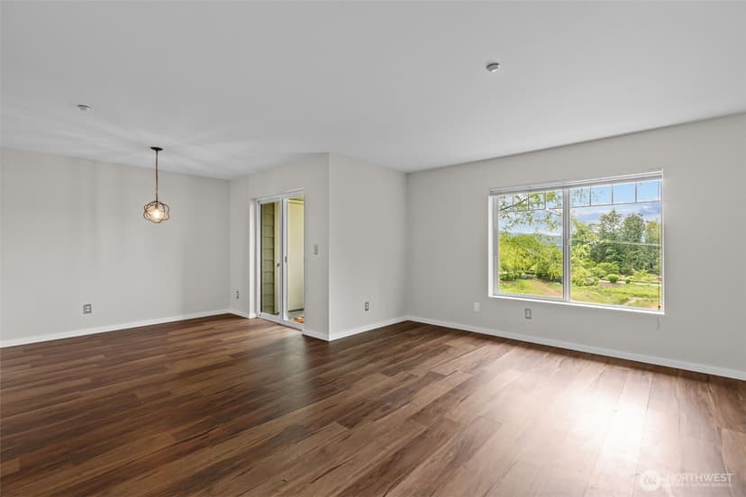 Property photo for 1931 23rd Place NE #202, Issaquah photo 2