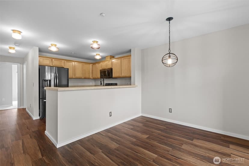 Property photo for 1931 23rd Place NE #202, Issaquah photo 9