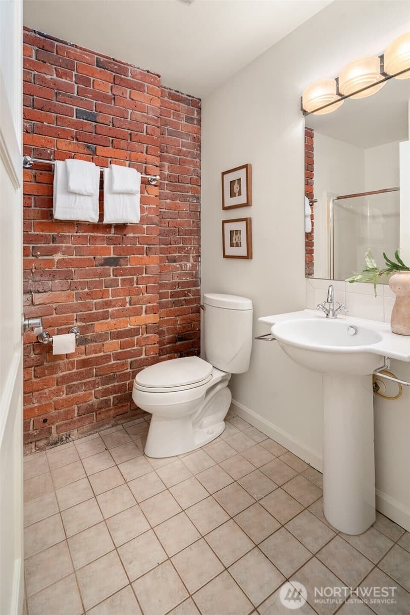 Property photo for 210 3rd Avenue S #3C, Seattle photo 25