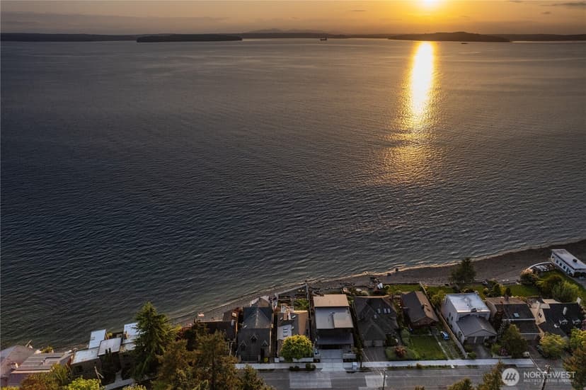 Property photo for 5637 Beach Drive SW, Seattle photo 39